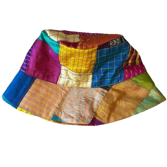 Fleurs London Silk Patchwork Quilted Type Bucket Hat NEW size Small - Picture 4 of 7